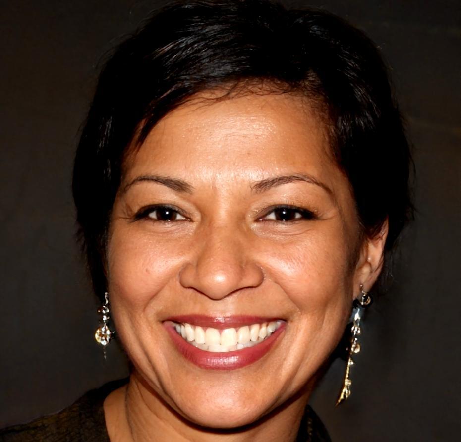 Retrato profesional de Carmen Velasco