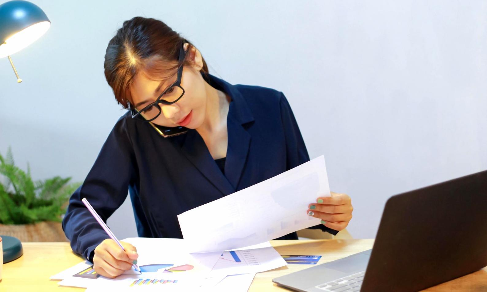 Sesión de consultoría personalizada para emprendedores digitales